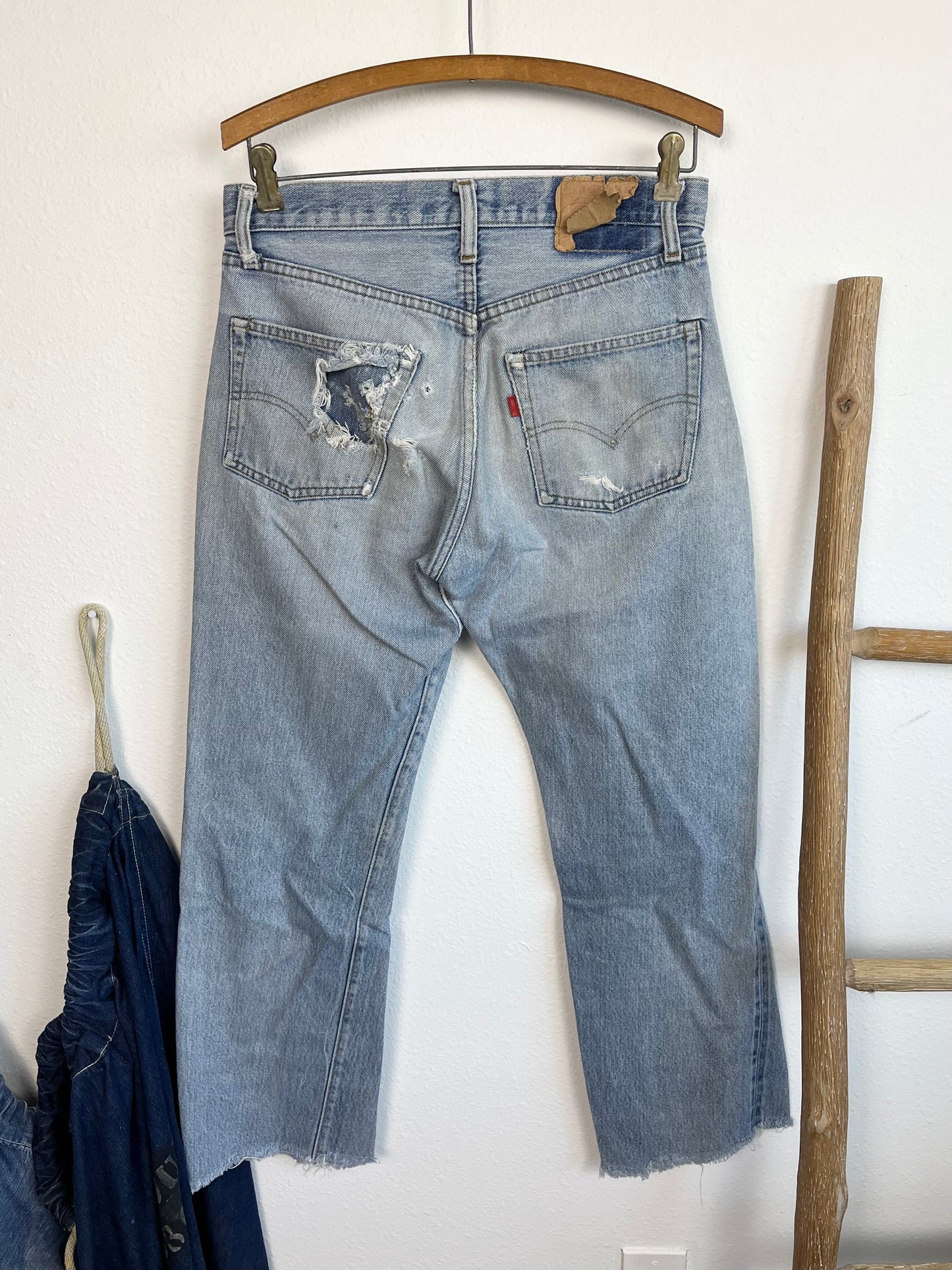 1970’s Levi’s 501 Selvedge Light Wash Jeans (30)