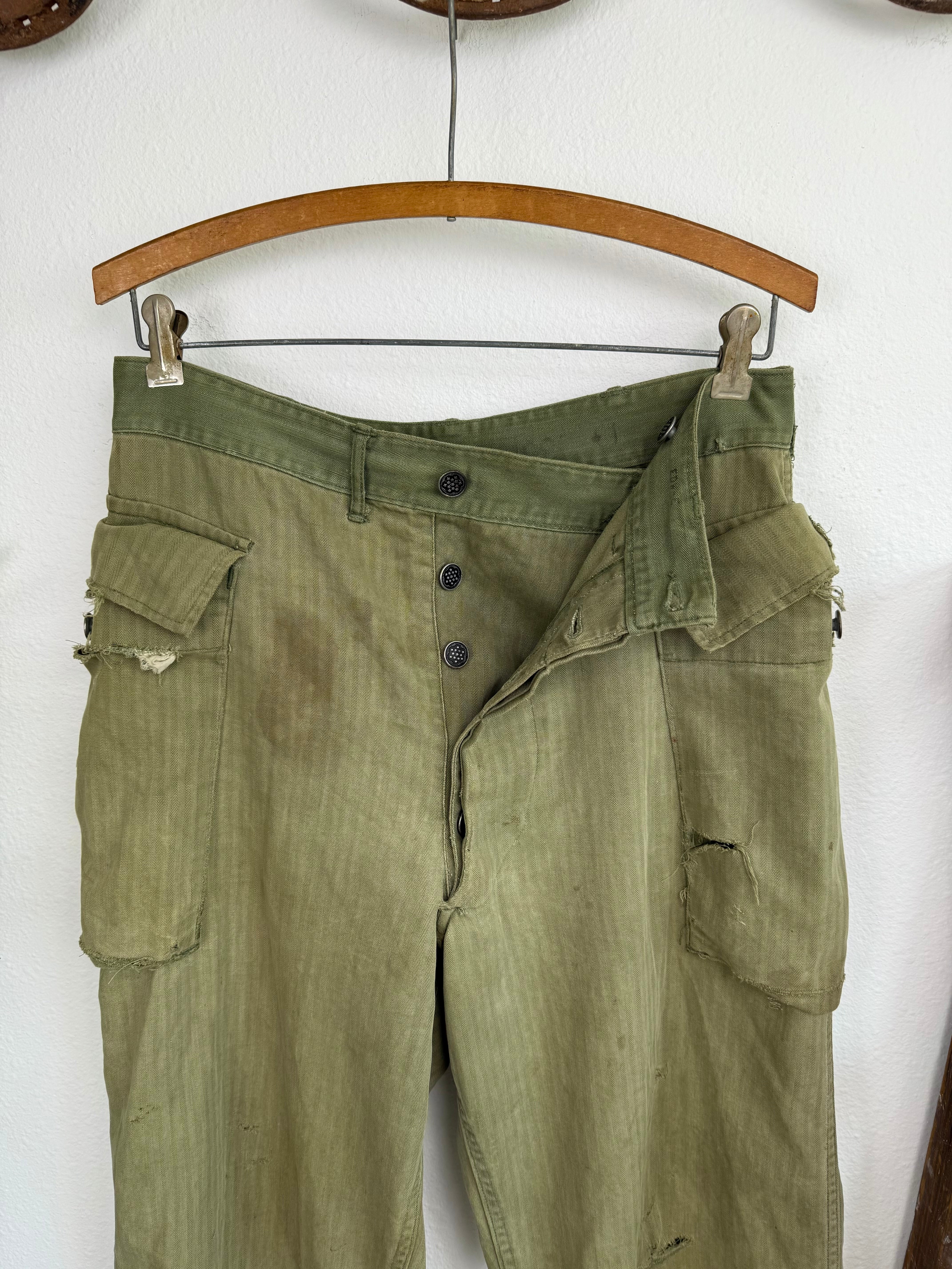 1940s WW2 13 Star Pinstripe Cargo Pants (31)