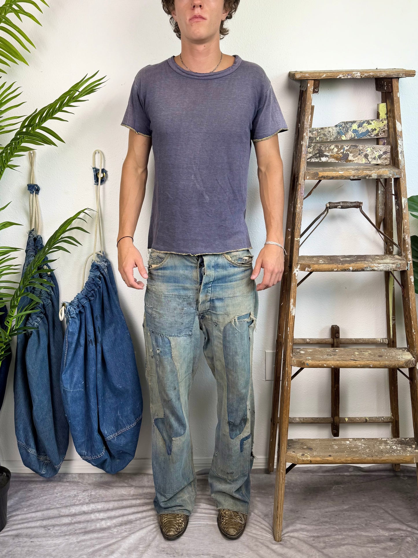 1960s Perfectly Sun Faded Navy Blank Tee (S/M)