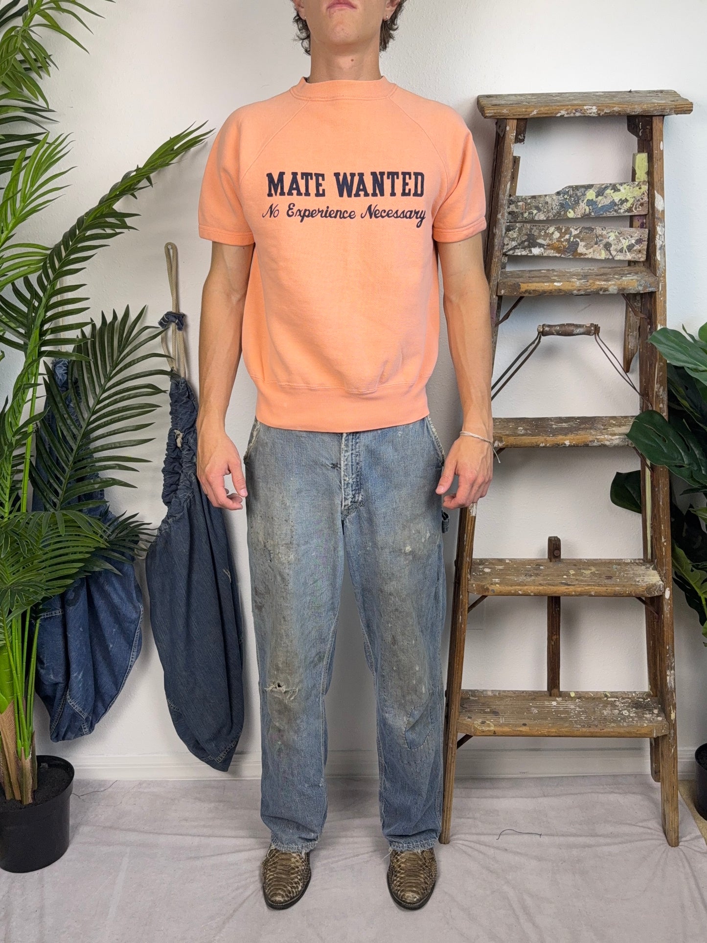 1960’s ‘Mate Wanted’ Flocked Short Sleeve Sweatshirt (S/M)