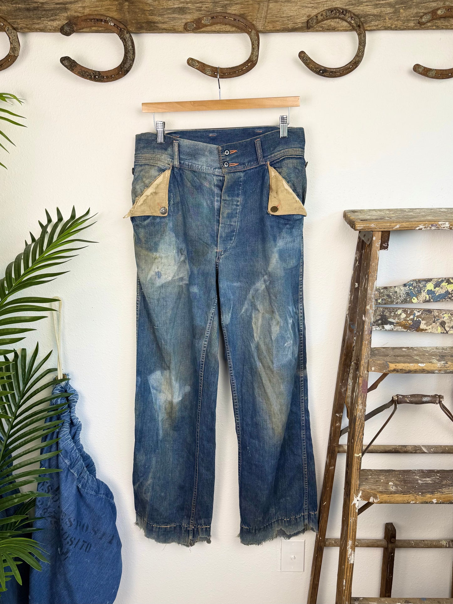1950s N&W Sun Faded Mule Ear Denim Jeans (31)