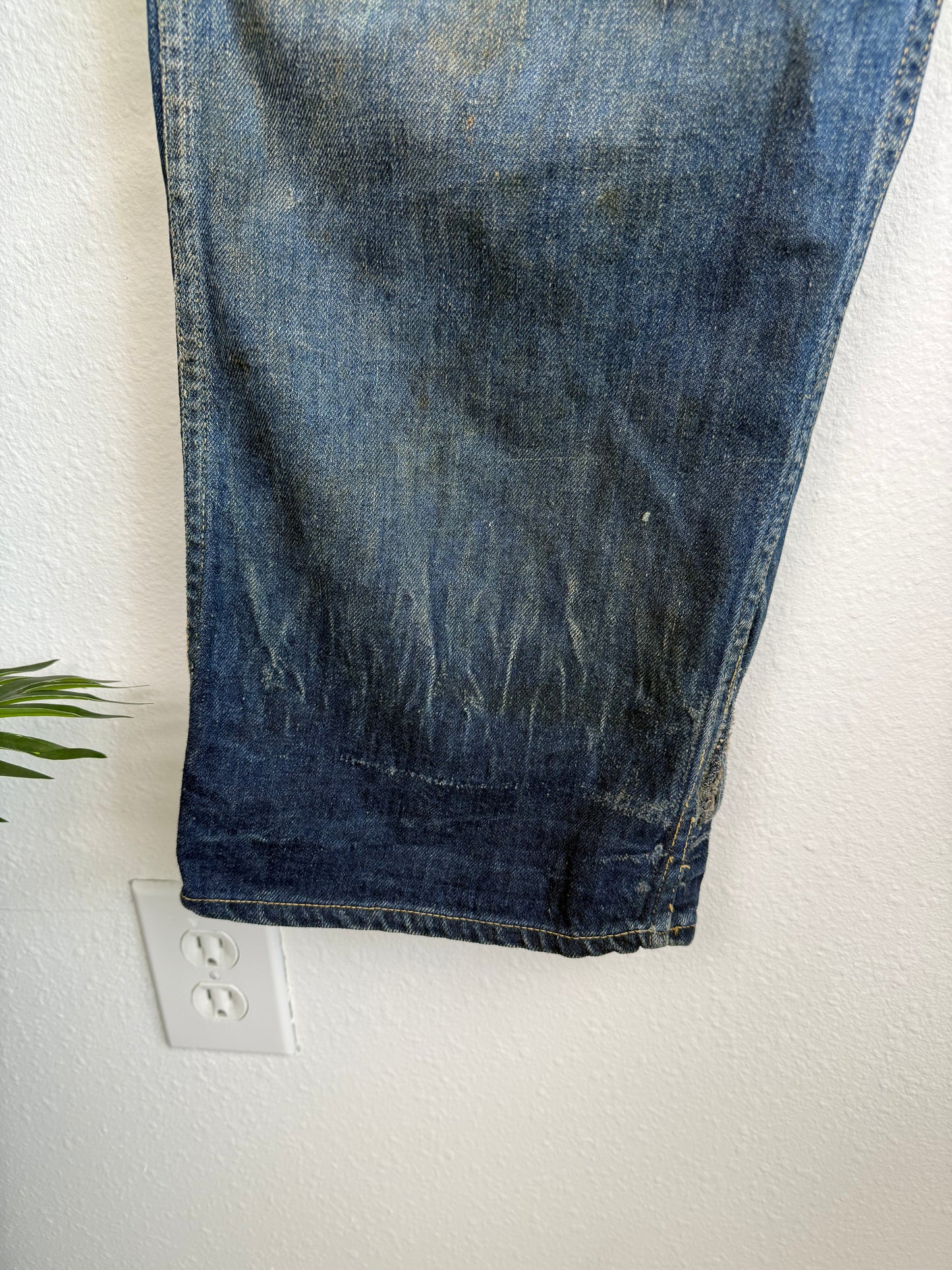 1934 Model Lee Cowboy Worn Buckle Back Jeans (35)