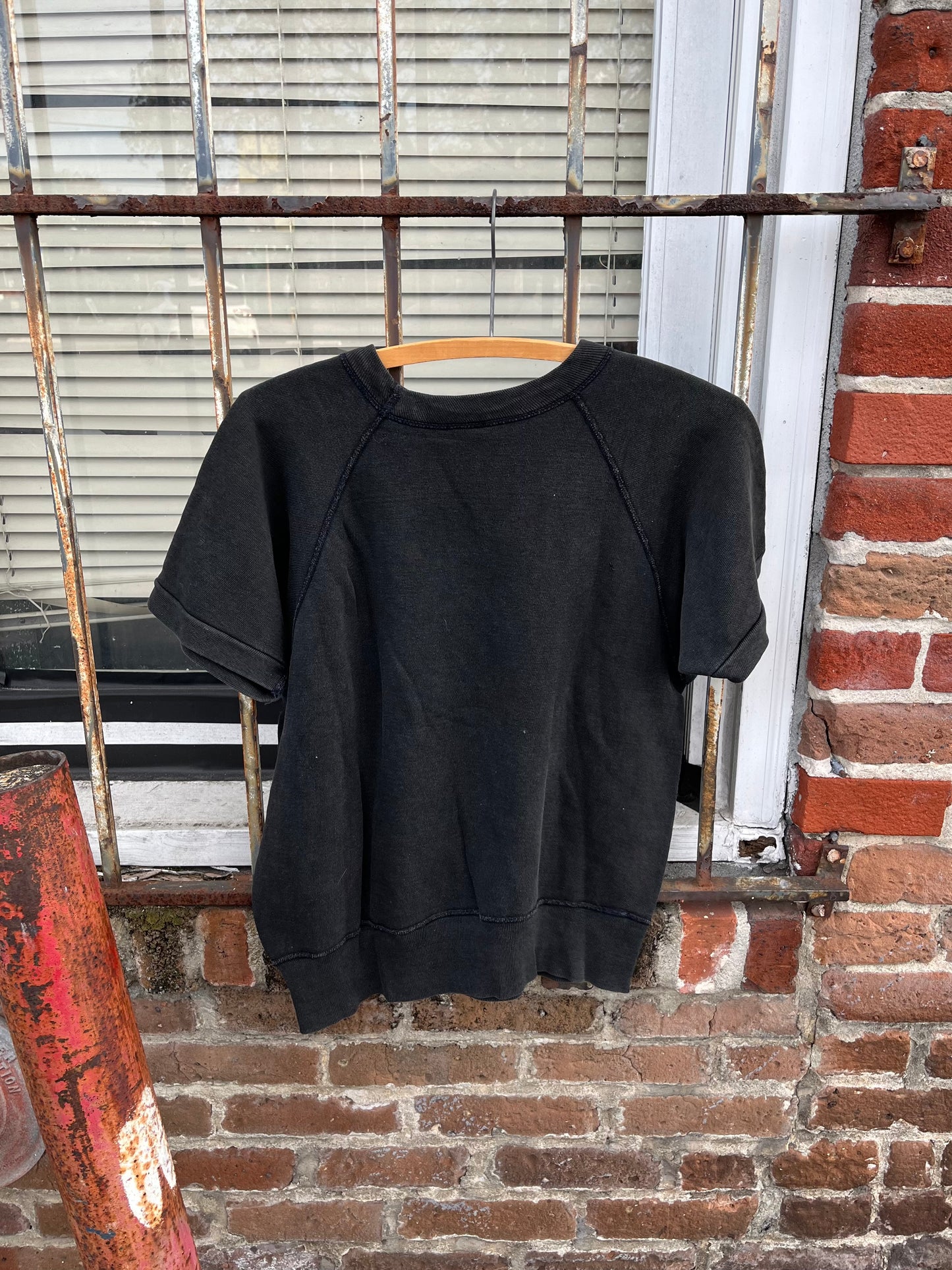 1950’s Black ‘University of California’ Short Sleeve Sweatshirt (S/M)