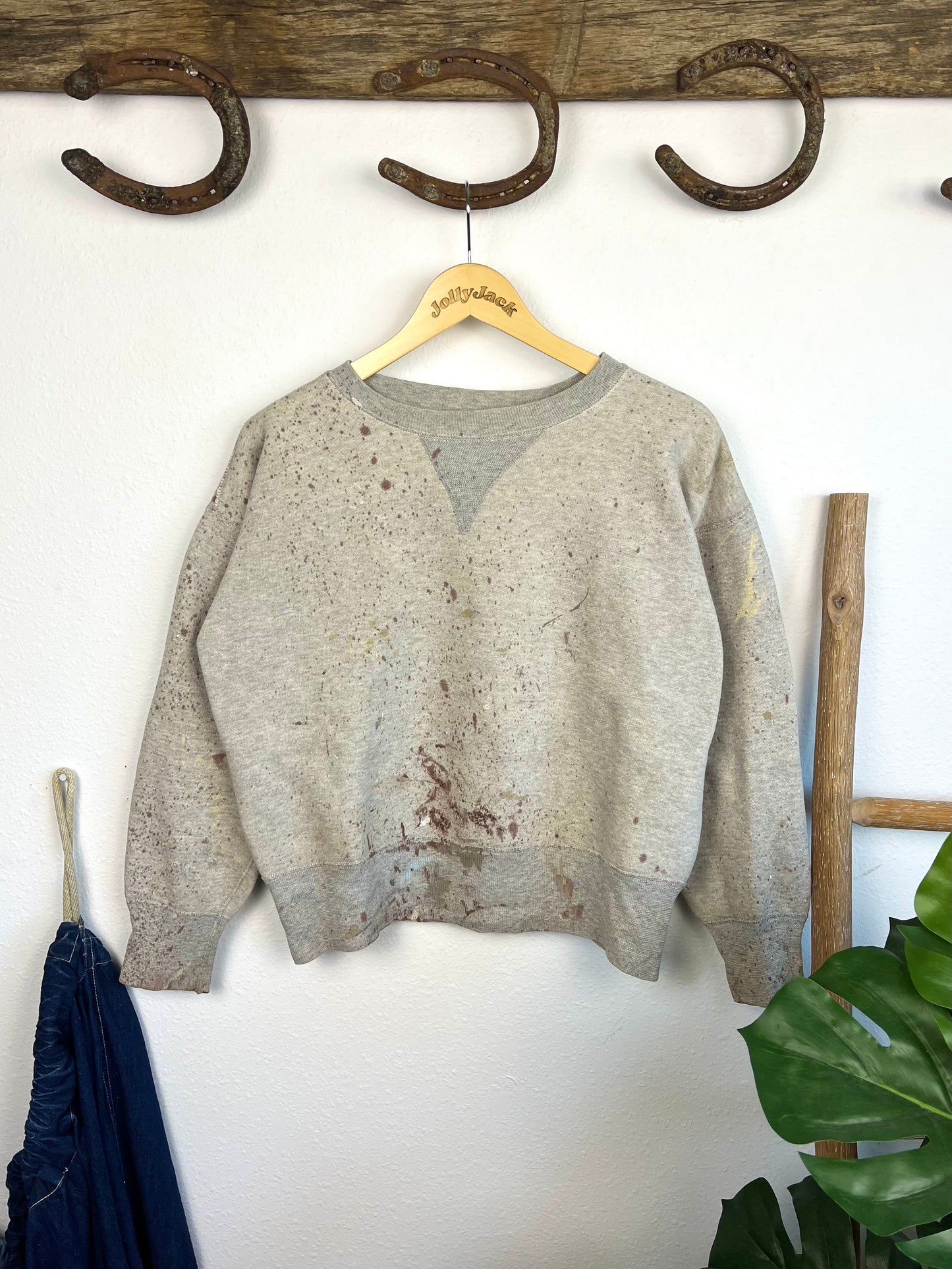 1940’s Two Tone Paint Splatter Deep Single V Sweatshirt (M/L)