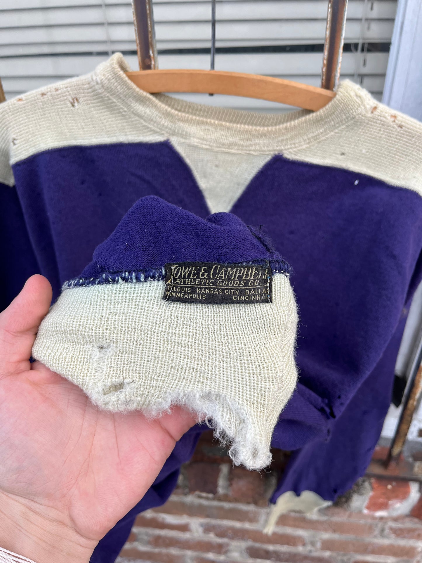 1920’s/1930’s Two Tone Double V Lowe & Campbell Sweatshirt (M/L)