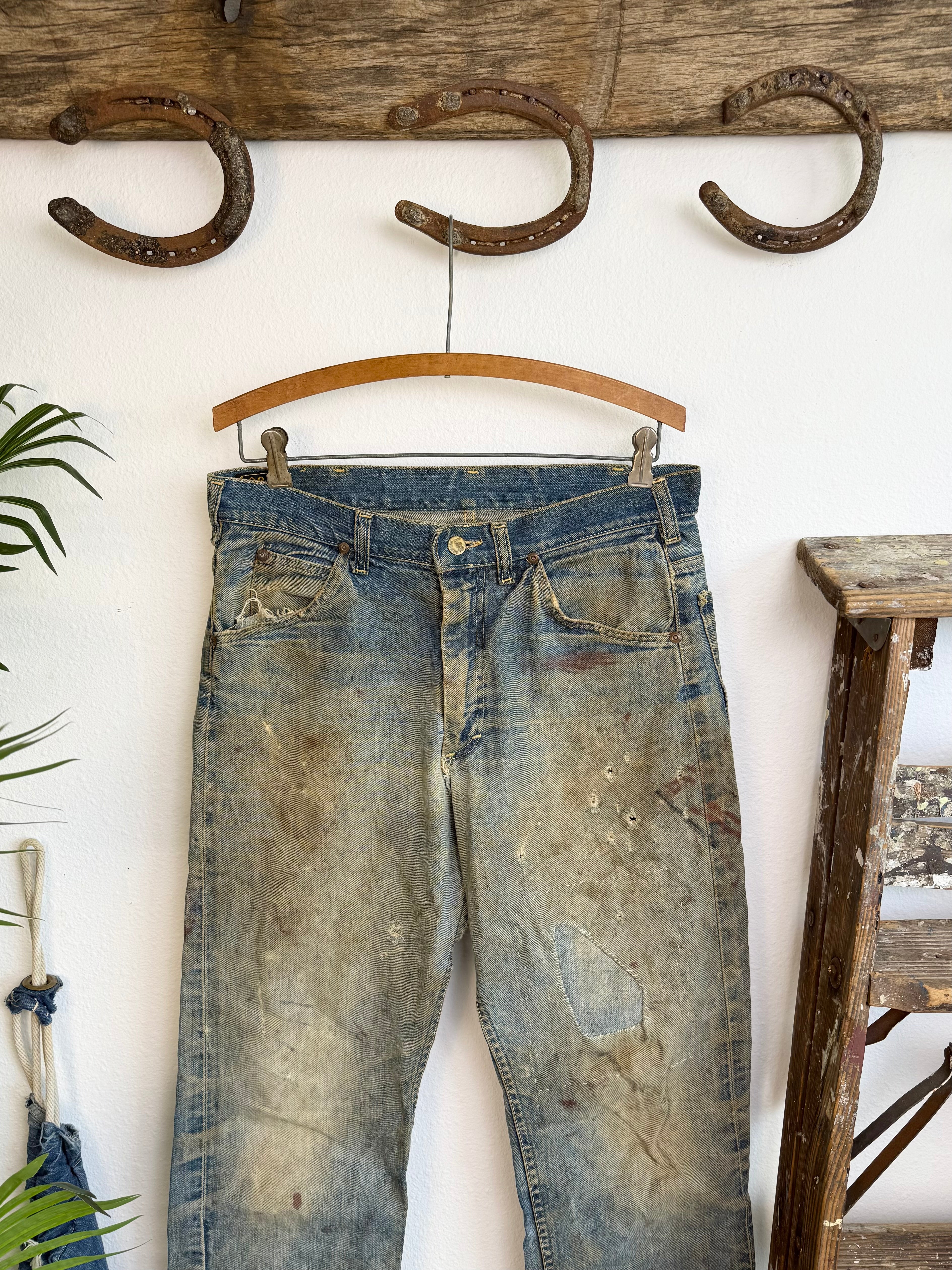 1960s Lee Rider Distressed Splatter Paint Jeans (34)