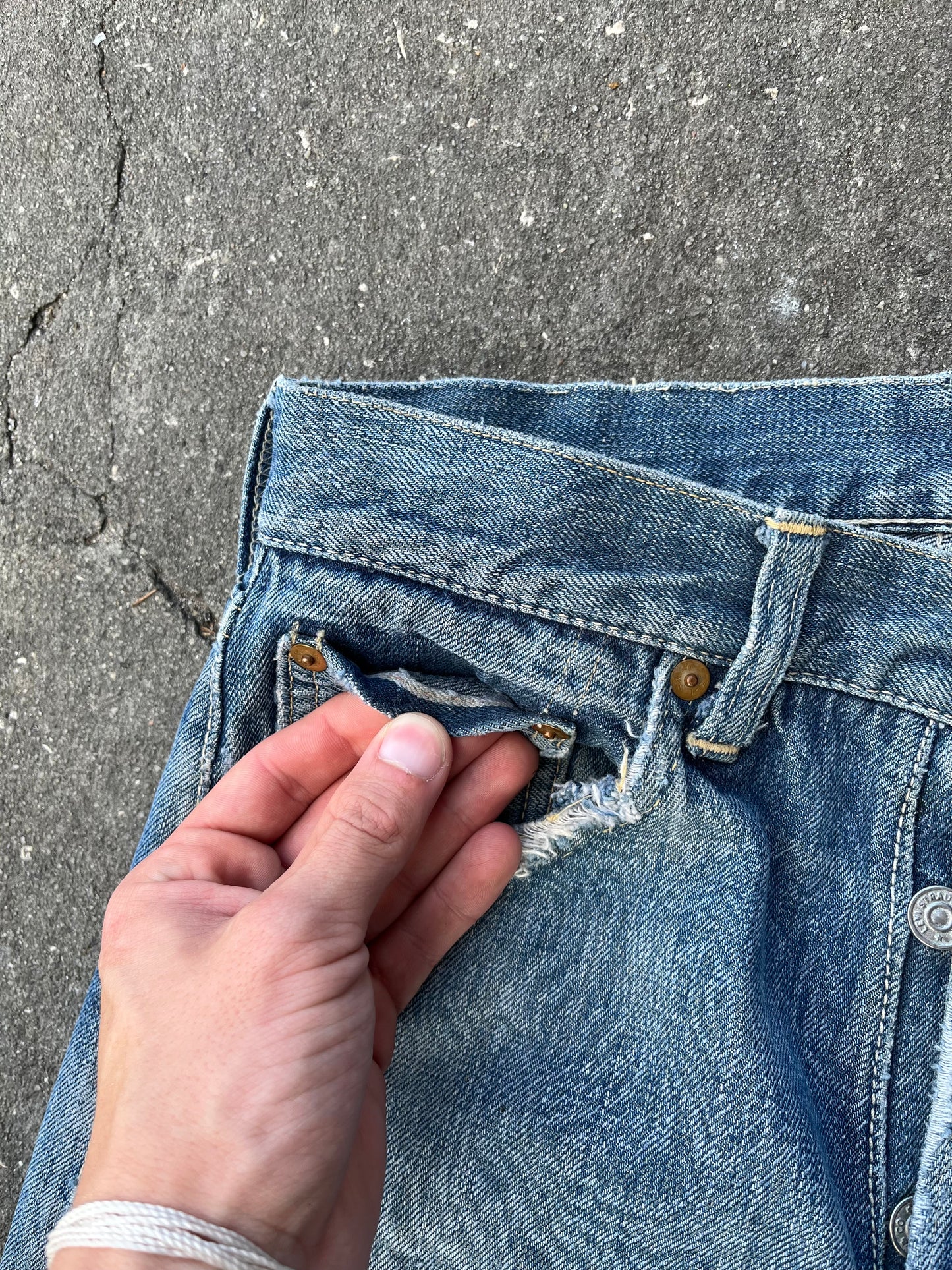 1940’s ‘47 Model Levi’s Jeans (29)