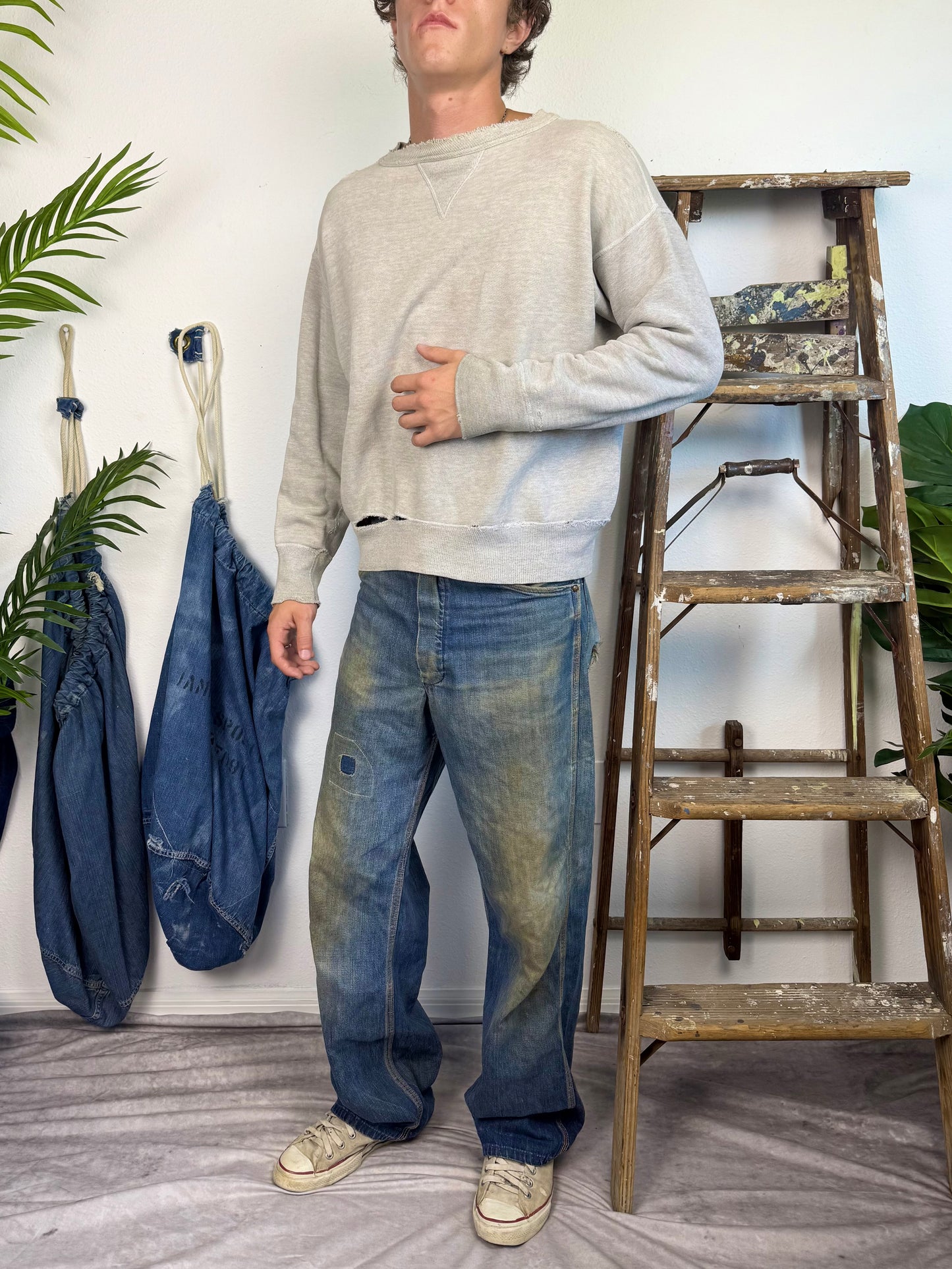 1940s Ribbed ‘Essential’ Single V Sweatshirt (M/L)