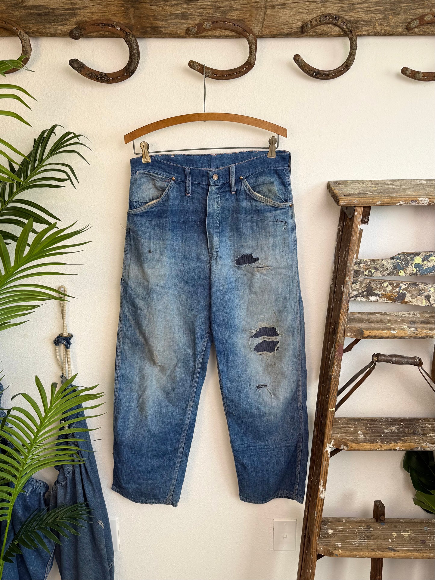 1950s Faded & Repaired Carpenter Jeans (32)
