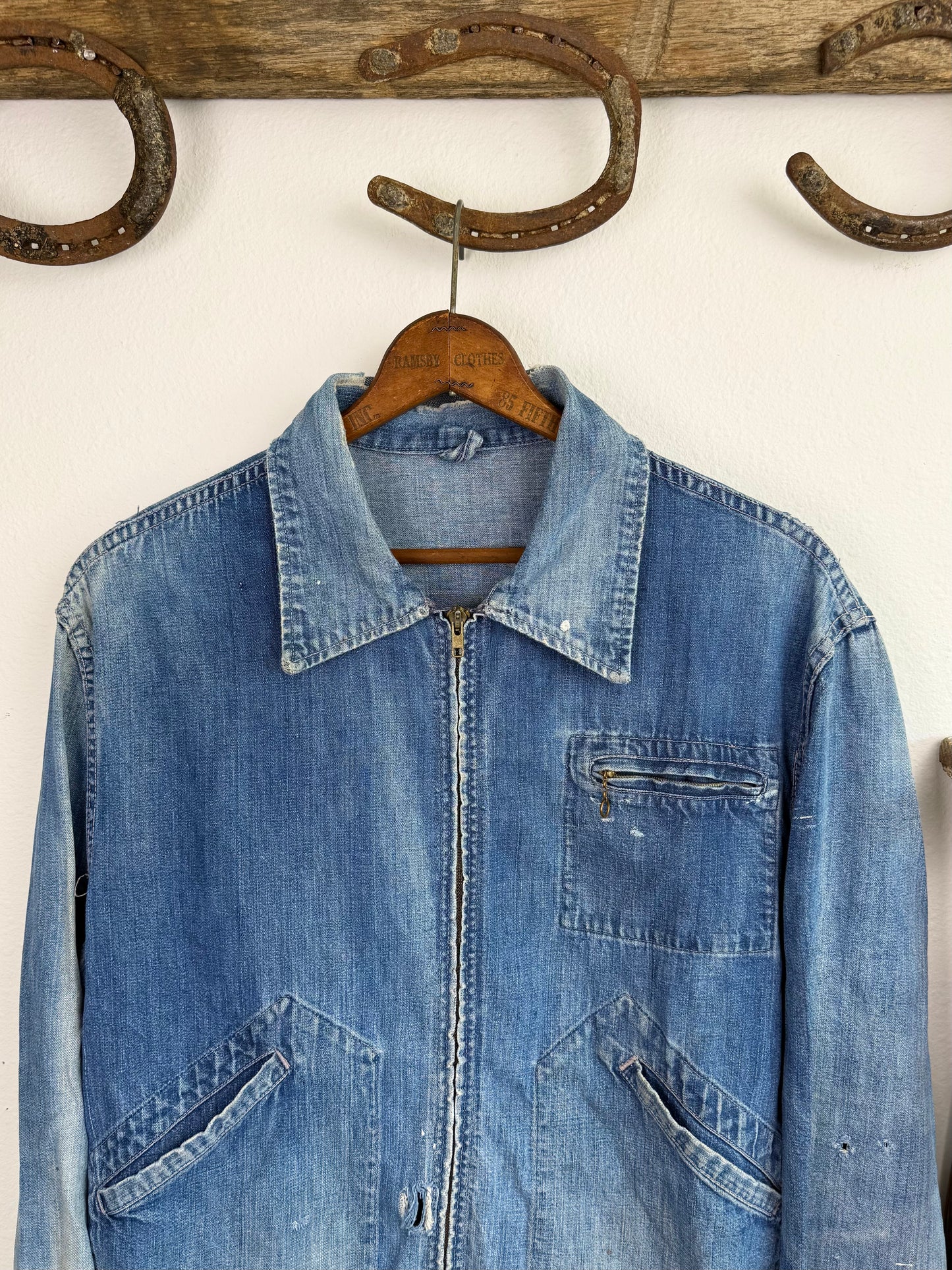 1940s Pocket Zipper Sun Faded Denim Jacket (XL)