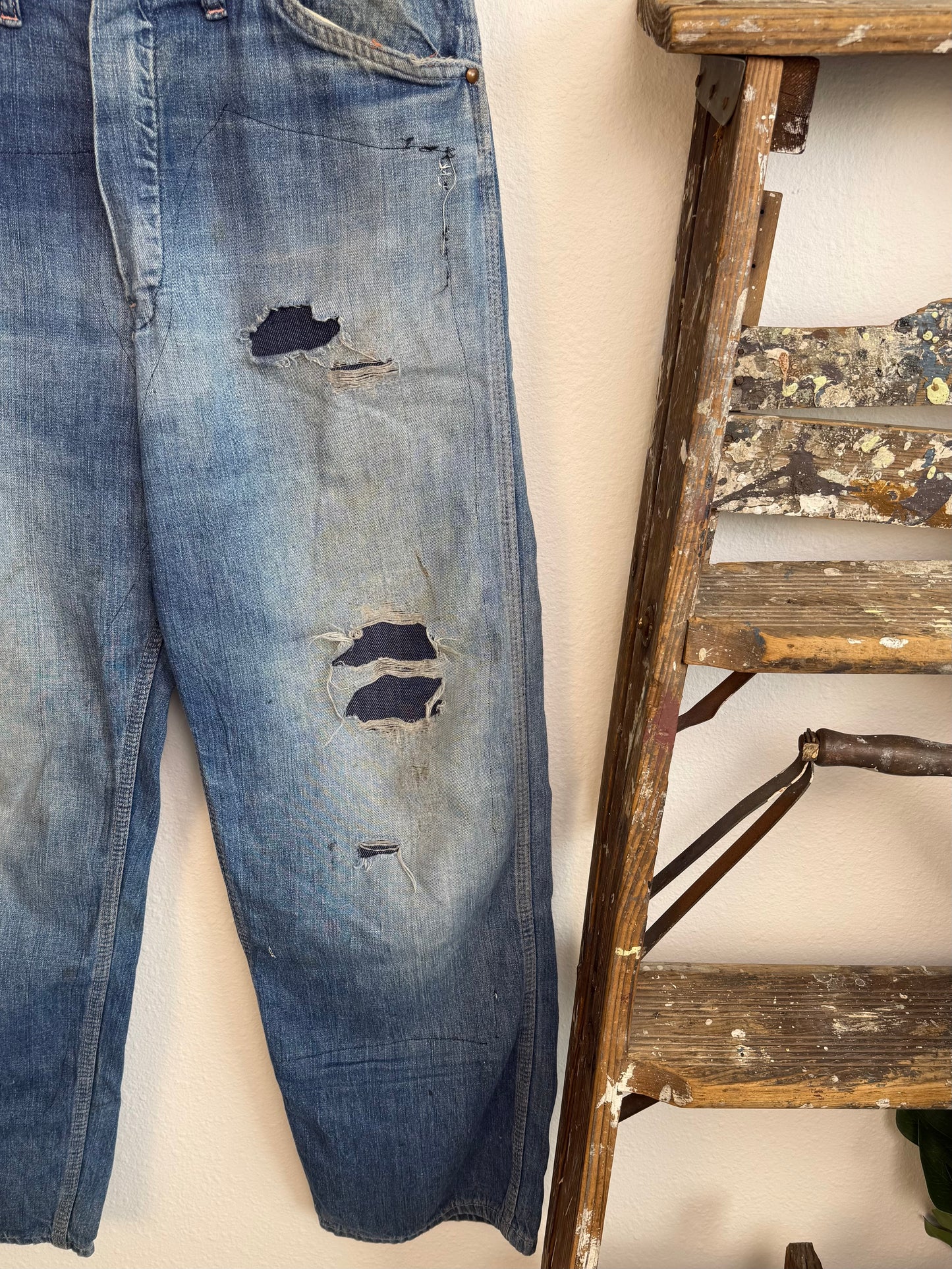 1950s Faded & Repaired Carpenter Jeans (32)