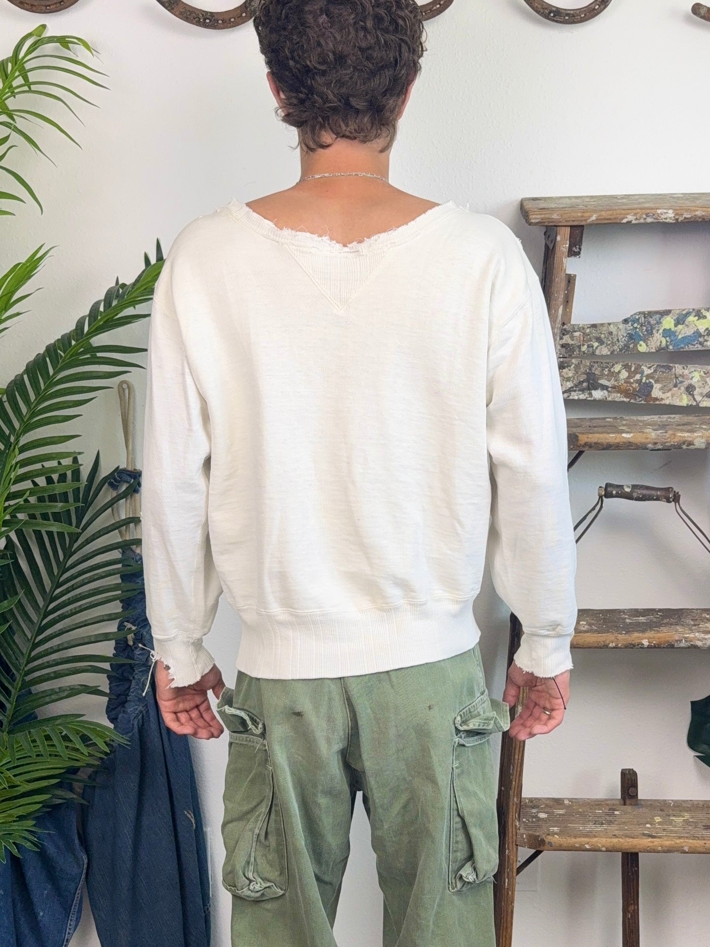 1940’s WW2 Ribbed Double V Sweatshirt Distressed (M/L)