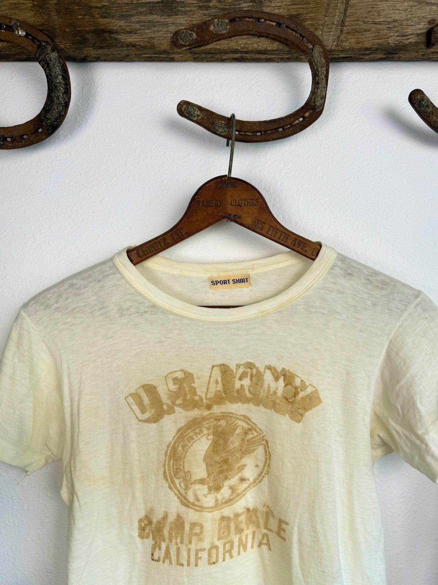 1940s WW2 U.S. Army California ‘Bronze Ghost Print’ Tee (S/M)