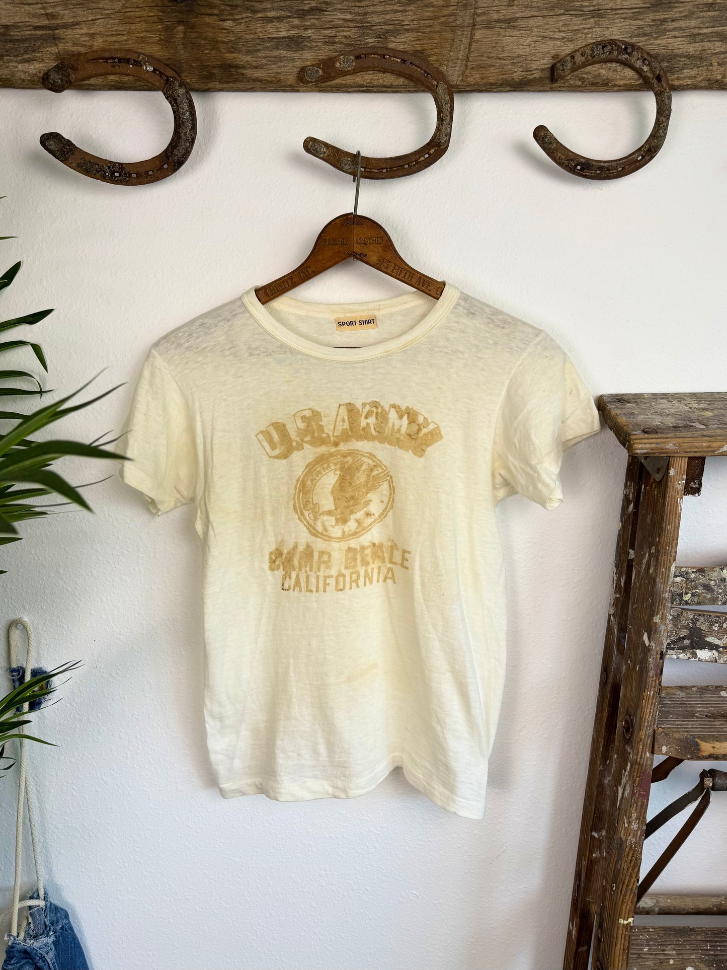 1940s WW2 U.S. Army California ‘Bronze Ghost Print’ Tee (S/M)