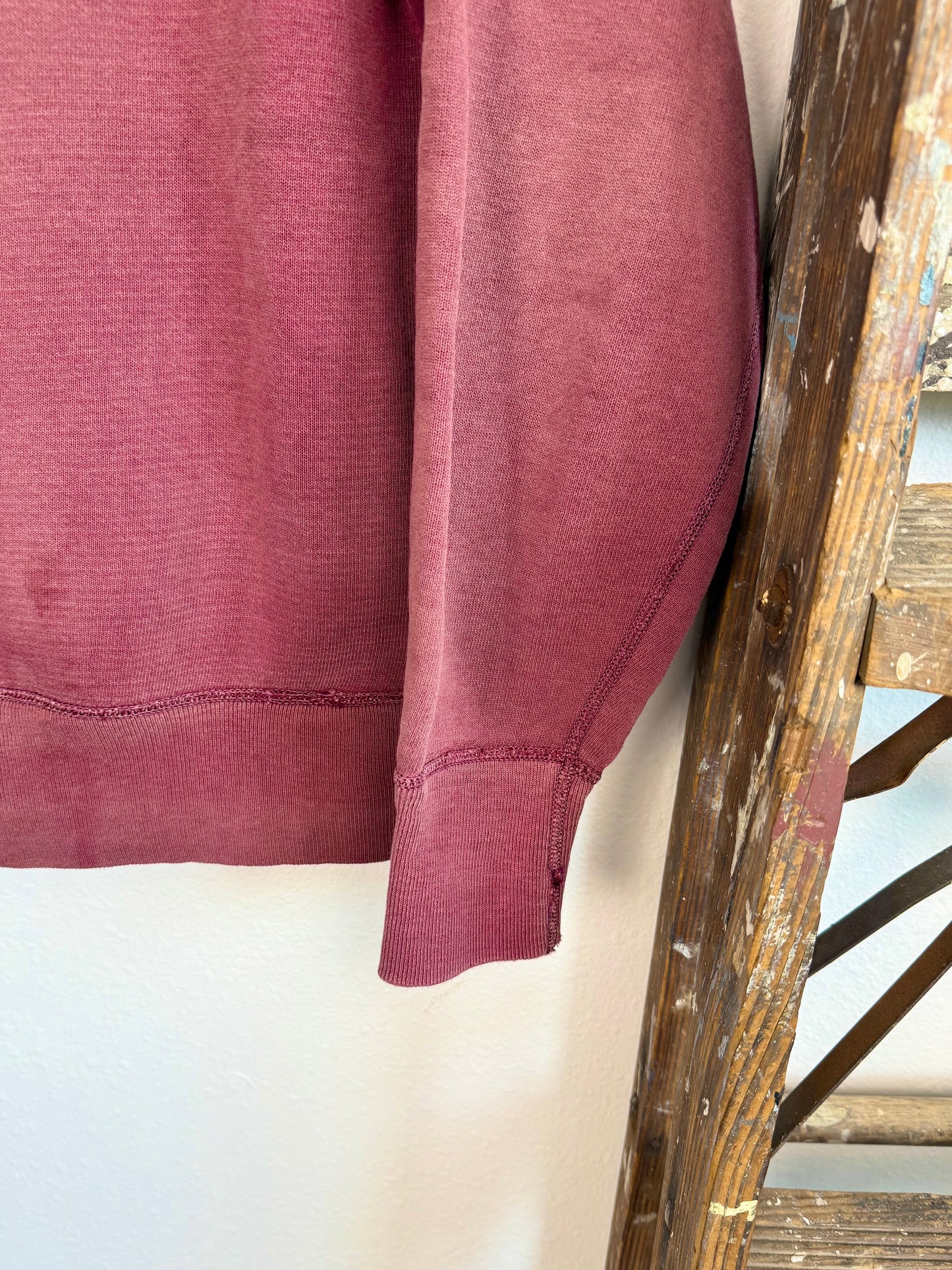 1950s Maroon Single V ‘Perfectly Faded’ Frat Sweatshirt (S/M)