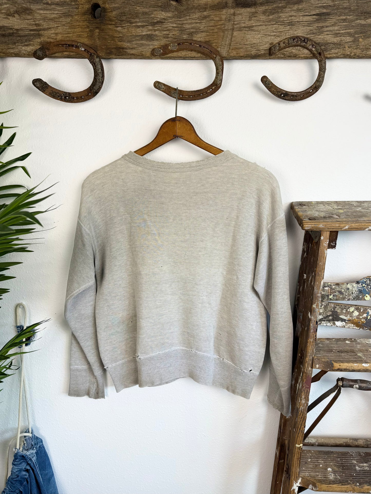 1940s Ribbed ‘Essential’ Single V Sweatshirt (M/L)
