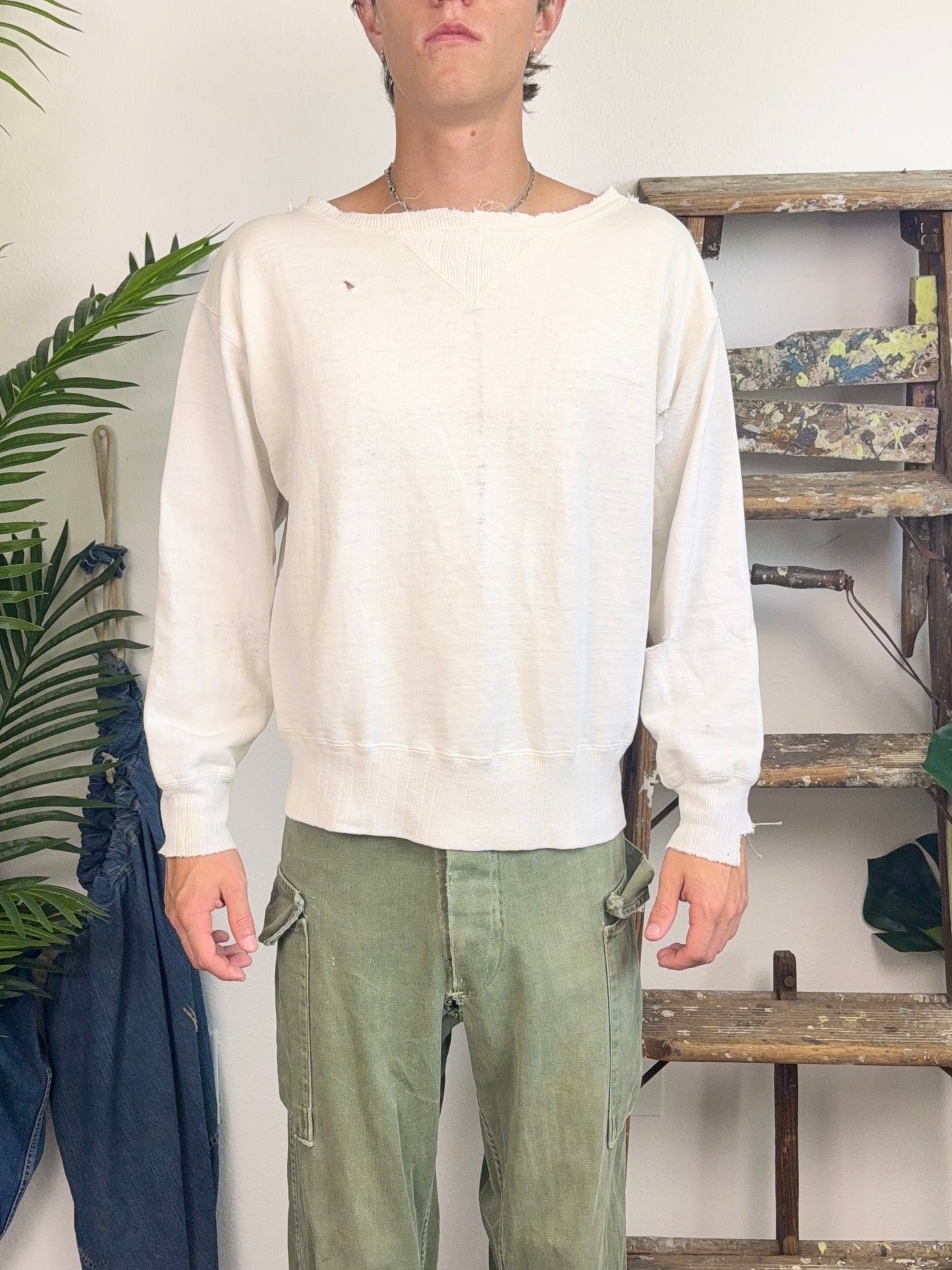 1940’s WW2 Ribbed Double V Sweatshirt Distressed (M/L)