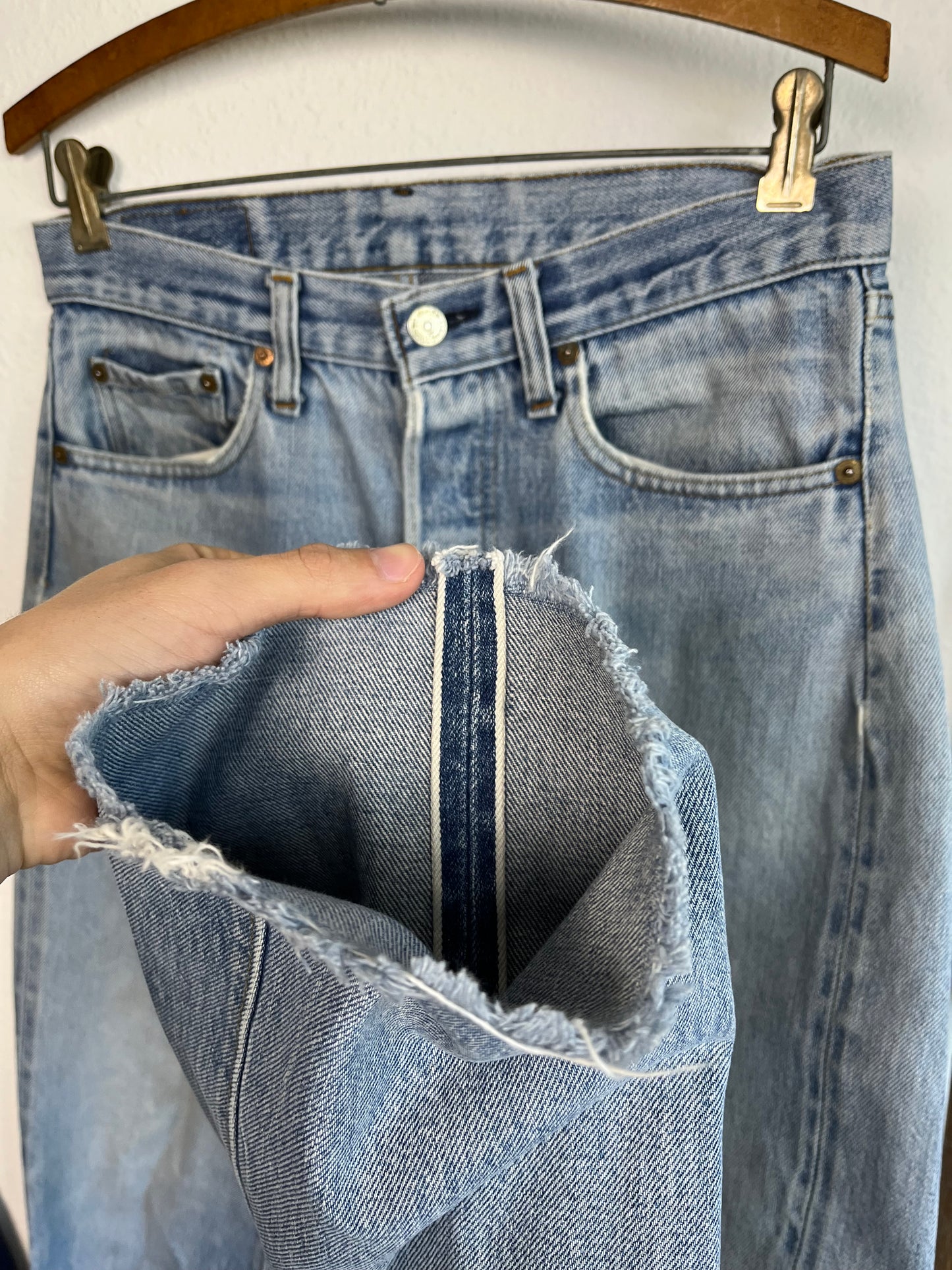 1970’s Levi’s 501 Selvedge Light Wash Jeans (30)