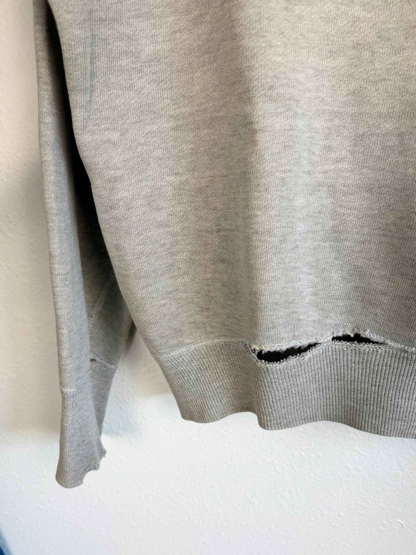 1940s Ribbed ‘Essential’ Single V Sweatshirt (M/L)