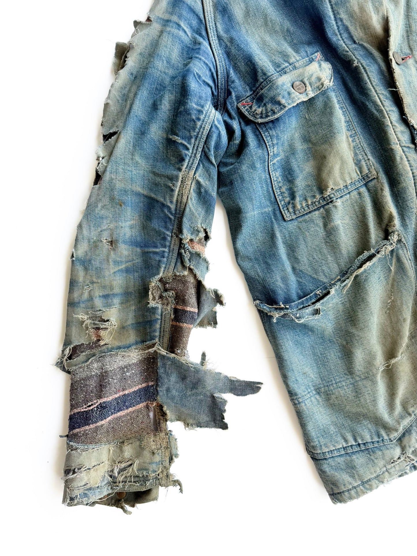 1940s Heavily Distressed and Sun Faded Denim Chore Jacket (M/L)
