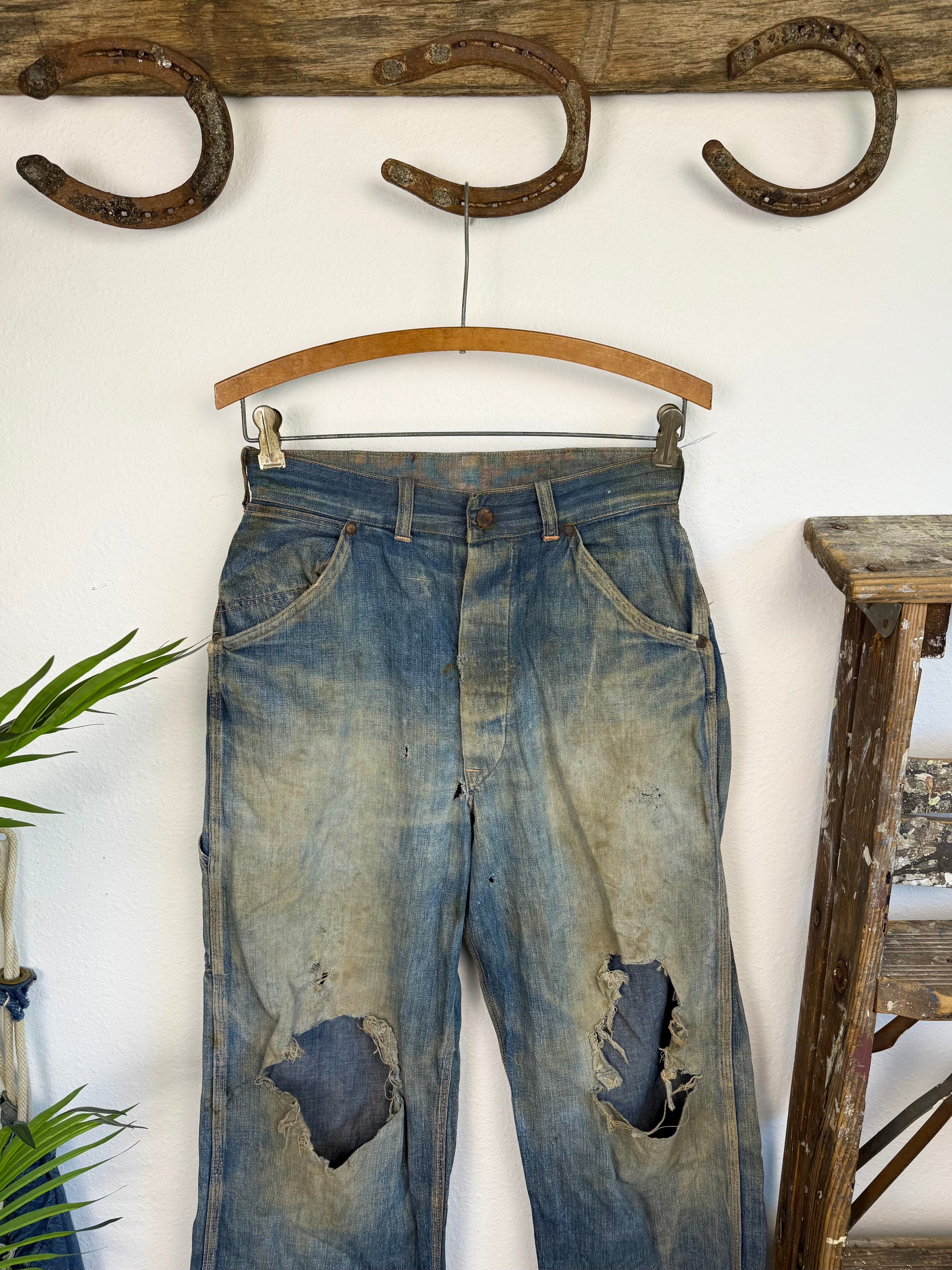 1940s Donut Button Distressed Carpenter Jeans (28)