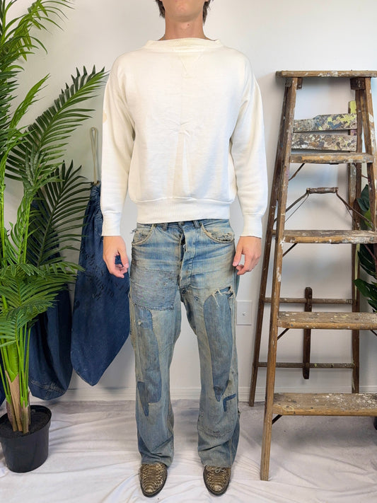 1940s White Ribbed Single V Sweatshirt (S/M)