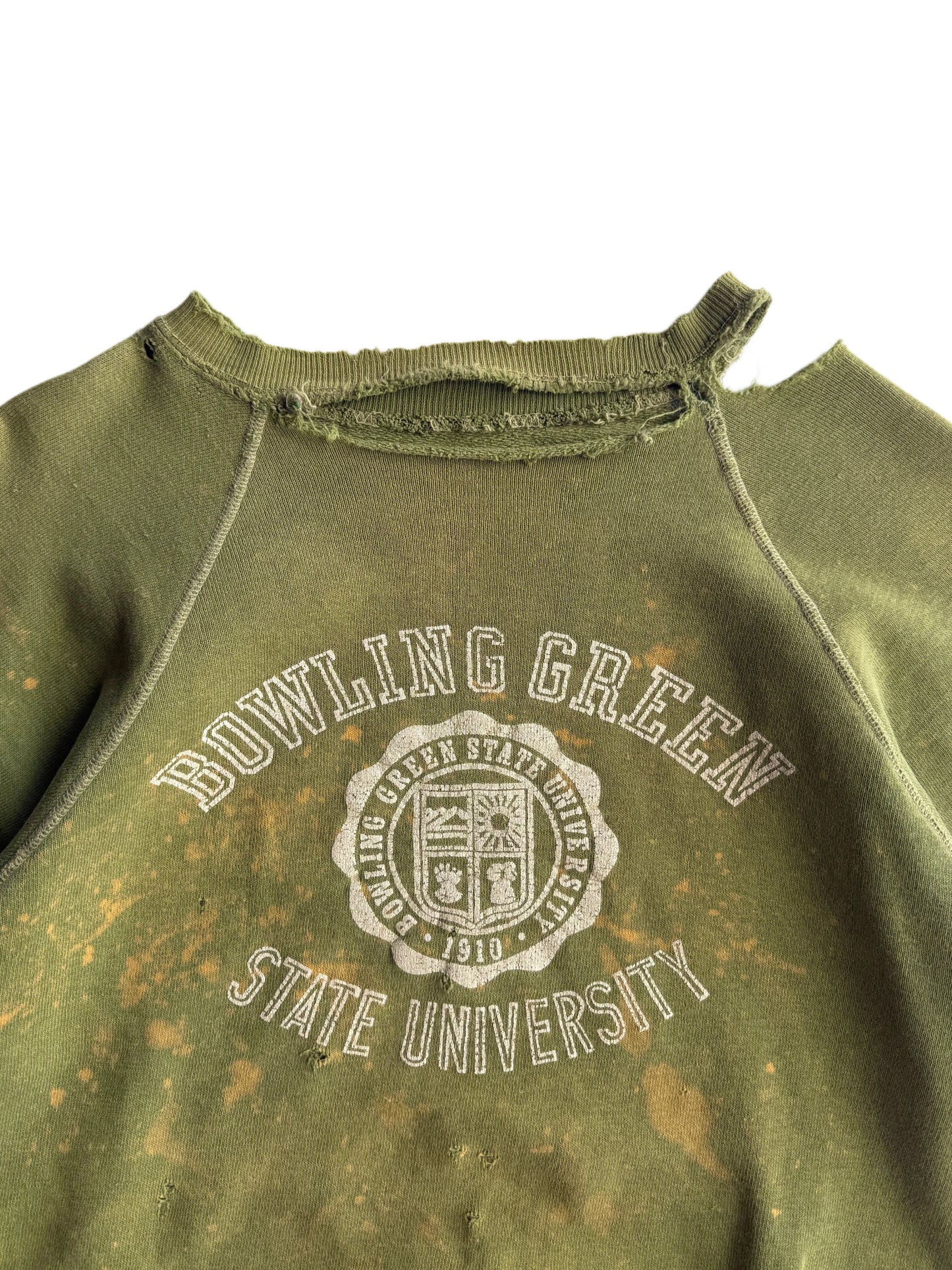 1950s Sun Faded and Distressed Bowling Green University Sweatshirt (S/M)