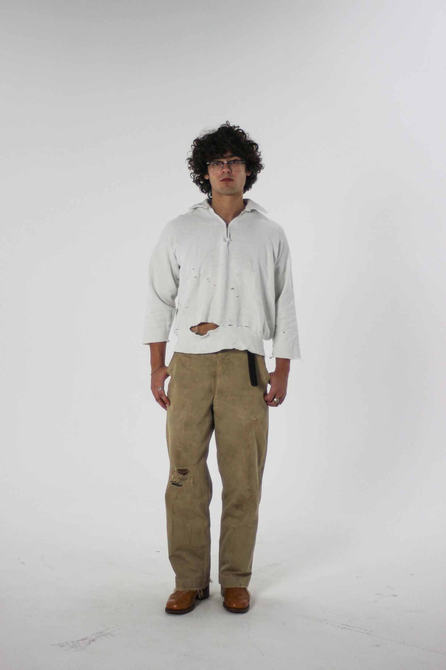 1950s ‘Chopper’ Distressed White Quarter Zip Sweatshirt (M/L)